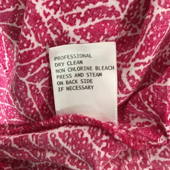 Ava Christine Pink and White Sleeveless Button Down Top - Size 2X - Picture 6 of 6